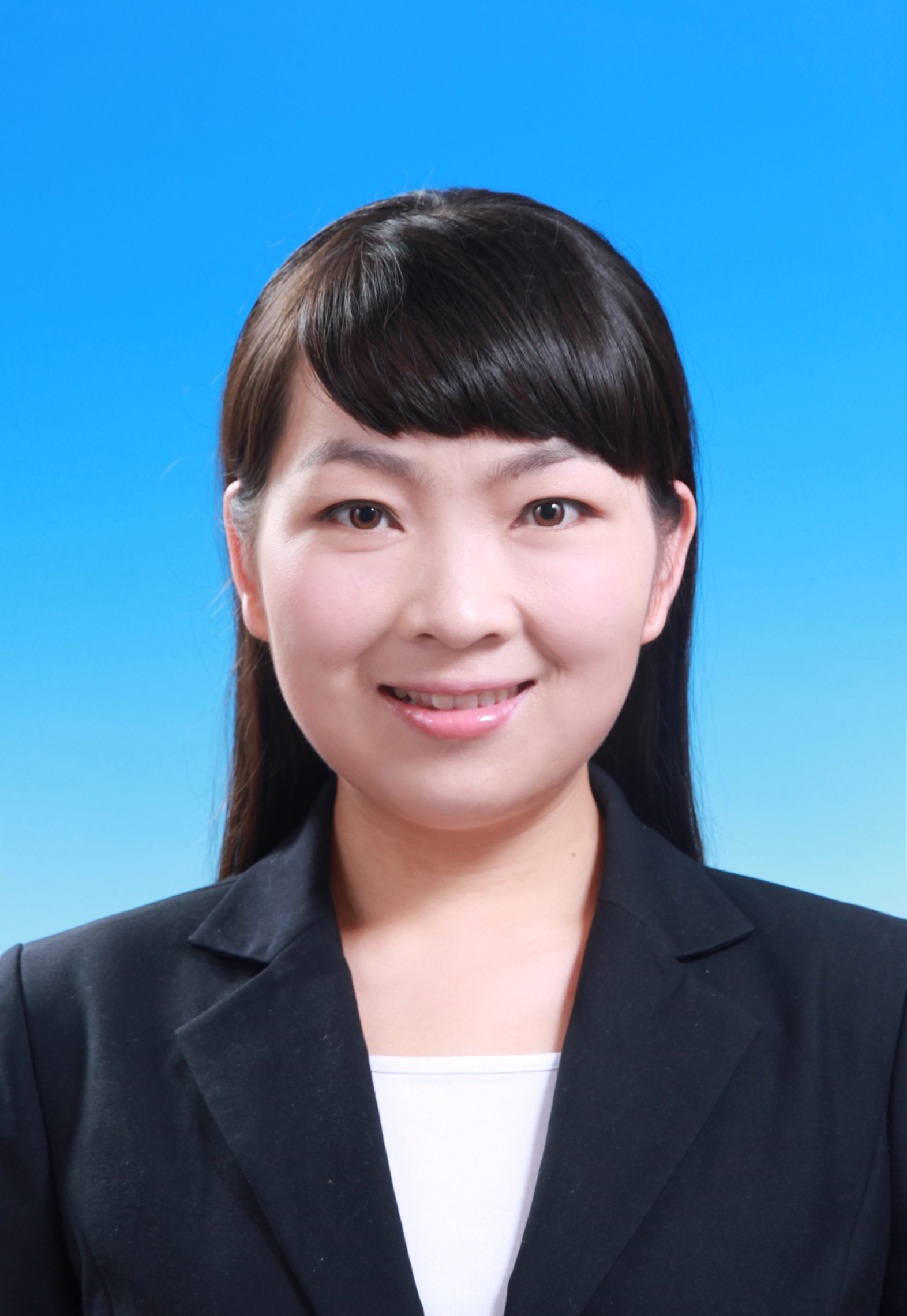 胡敬芳.jpg